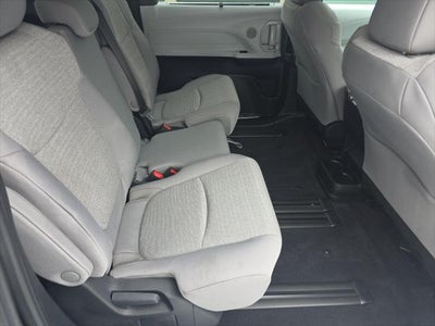 2026 Toyota Sienna LE 8 Passenger
