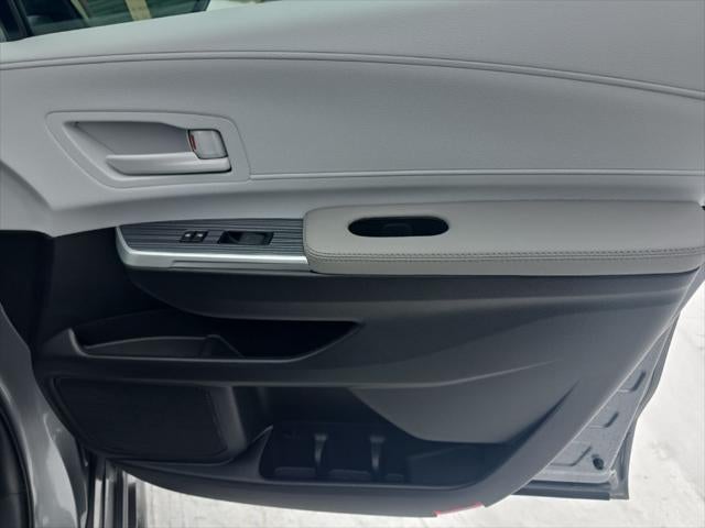 2026 Toyota Sienna LE 8 Passenger