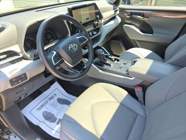 2026 Toyota Highlander Hybrid Limited