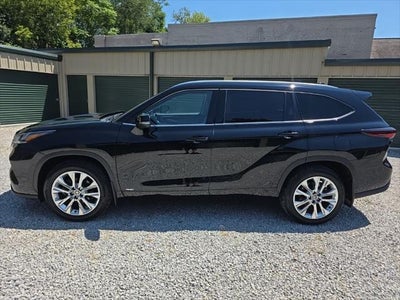 2026 Toyota Highlander Hybrid Limited