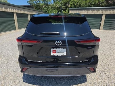 2026 Toyota Highlander Hybrid Limited