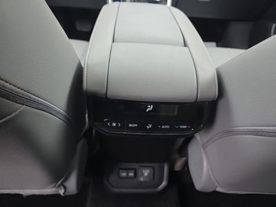 2025 Toyota Highlander Hybrid Limited