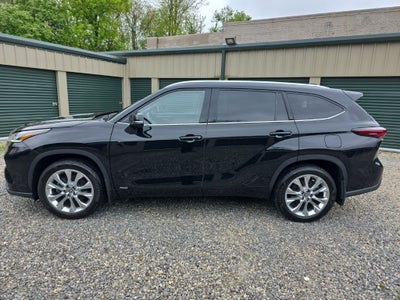 2025 Toyota Highlander Hybrid Limited