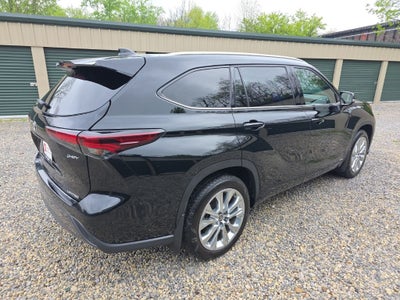 2025 Toyota Highlander Hybrid Limited
