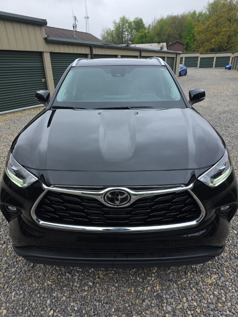 2025 Toyota Highlander Hybrid Limited