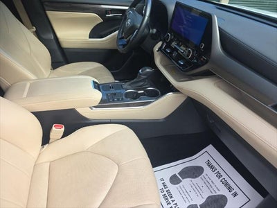 2023 Toyota Highlander Hybrid Limited