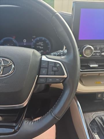 2023 Toyota Highlander Hybrid Limited