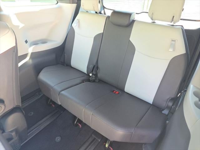 2023 Toyota Sienna XSE 7 Passenger