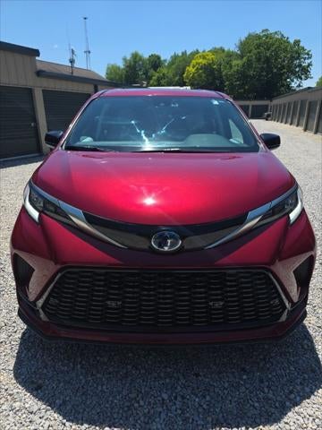 2023 Toyota Sienna XSE 7 Passenger