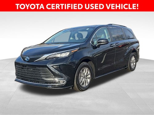 2024 Toyota Sienna XLE 8 Passenger