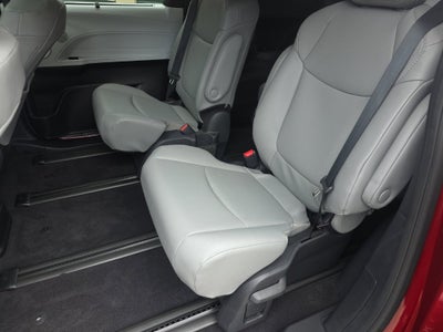 2026 Toyota Sienna XLE 7 Passenger