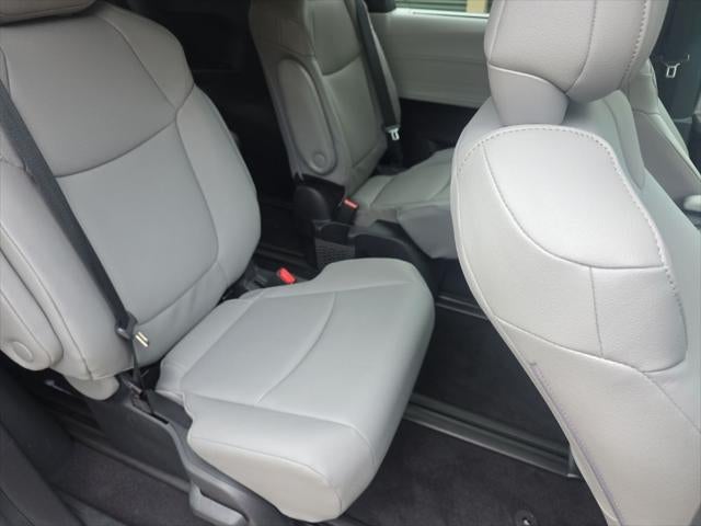 2026 Toyota Sienna XLE 7 Passenger