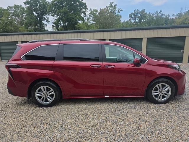2026 Toyota Sienna XLE 7 Passenger