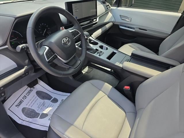 2025 Toyota Sienna XLE 7 Passenger