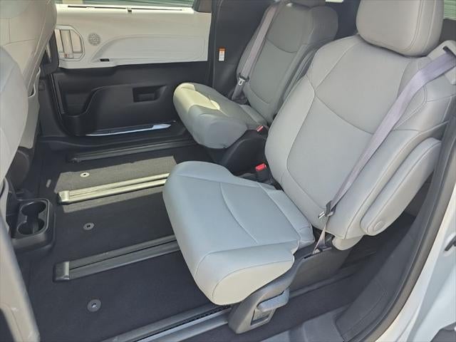 2025 Toyota Sienna XLE 7 Passenger
