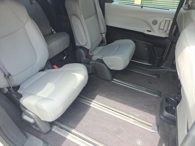 2025 Toyota Sienna XLE 7 Passenger