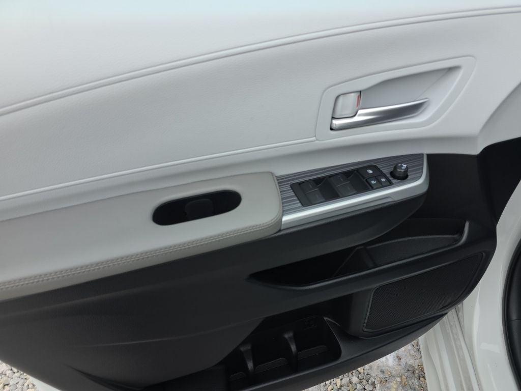 2025 Toyota Sienna XLE 7 Passenger