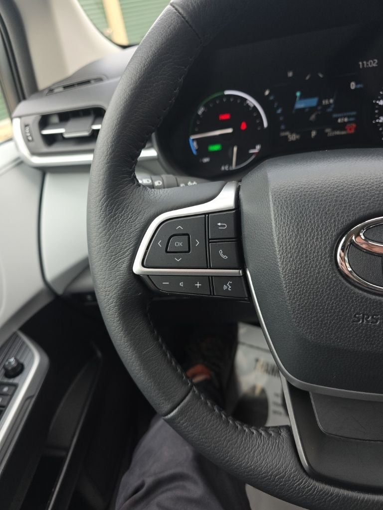 2025 Toyota Sienna XLE 7 Passenger