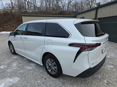 2025 Toyota Sienna XLE 7 Passenger