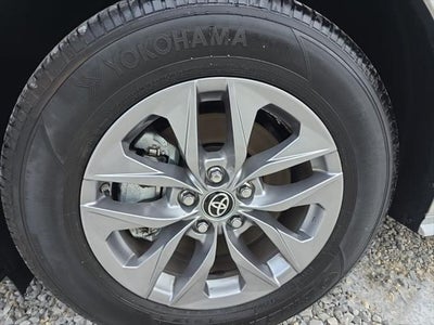 2025 Toyota Sienna XLE 7 Passenger