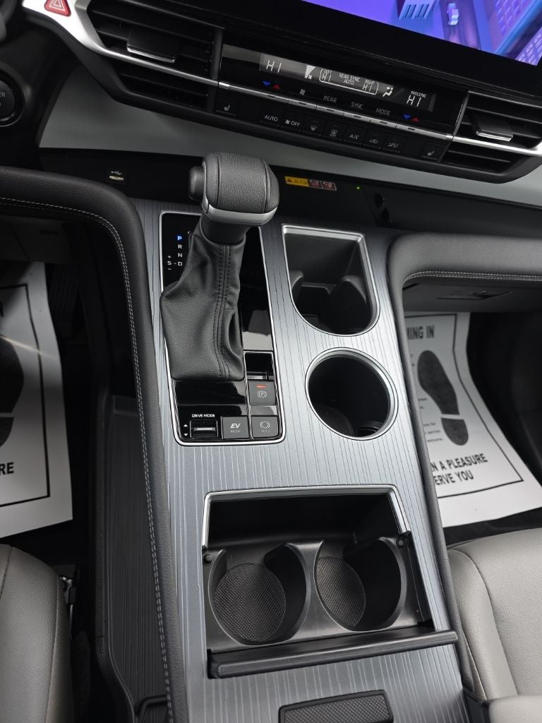 2025 Toyota Sienna XLE 7 Passenger