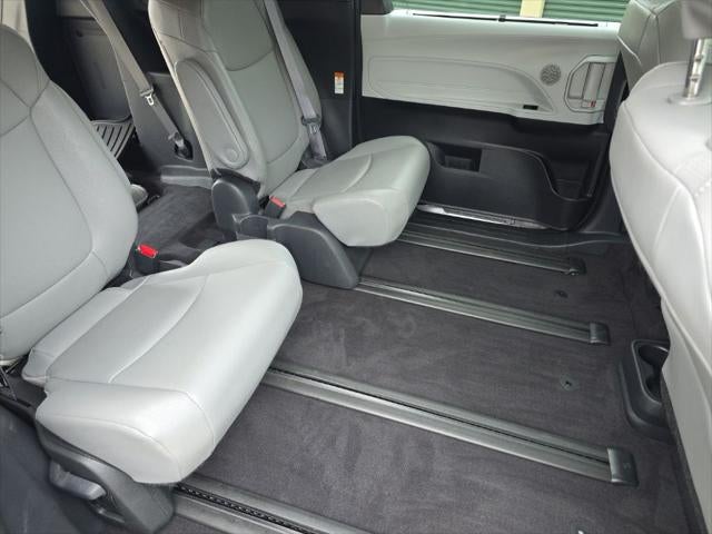 2025 Toyota Sienna XLE 7 Passenger