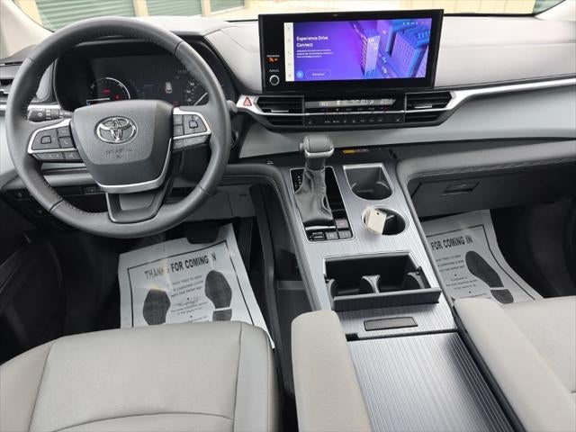 2025 Toyota Sienna XLE 7 Passenger