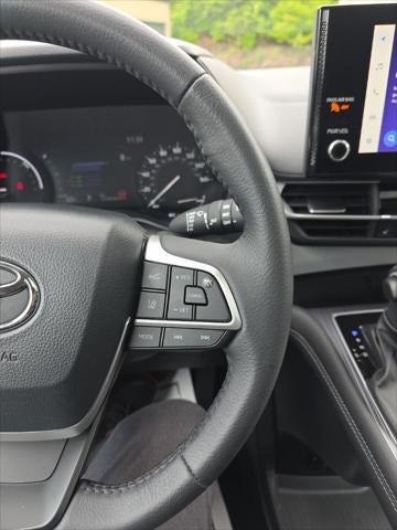 2025 Toyota Sienna XLE 7 Passenger