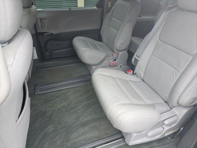 2017 Toyota Sienna XLE 8 Passenger