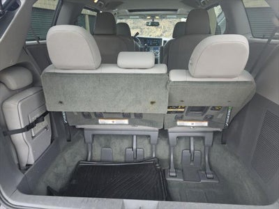 2017 Toyota Sienna XLE 8 Passenger