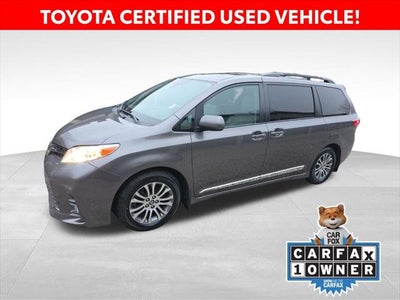 2020 Toyota Sienna XLE Premium