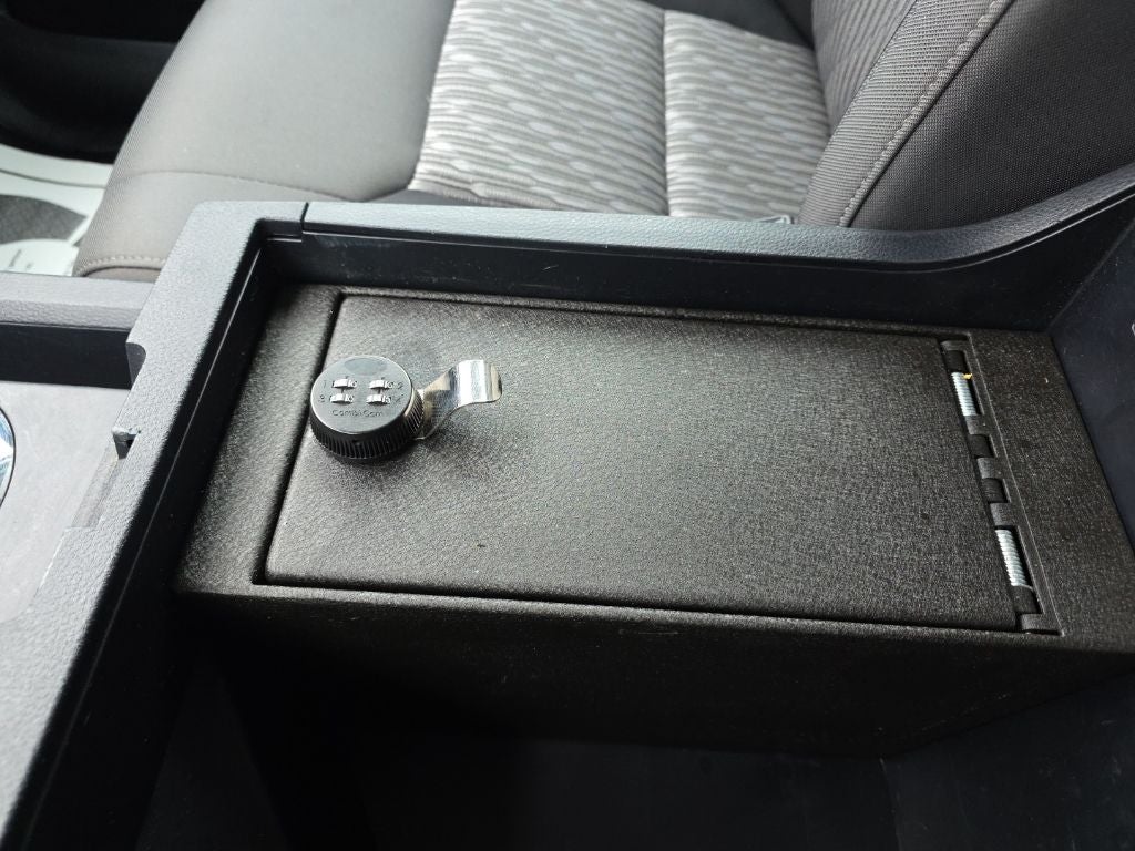 2020 Toyota Tundra SR5 5.7L V8