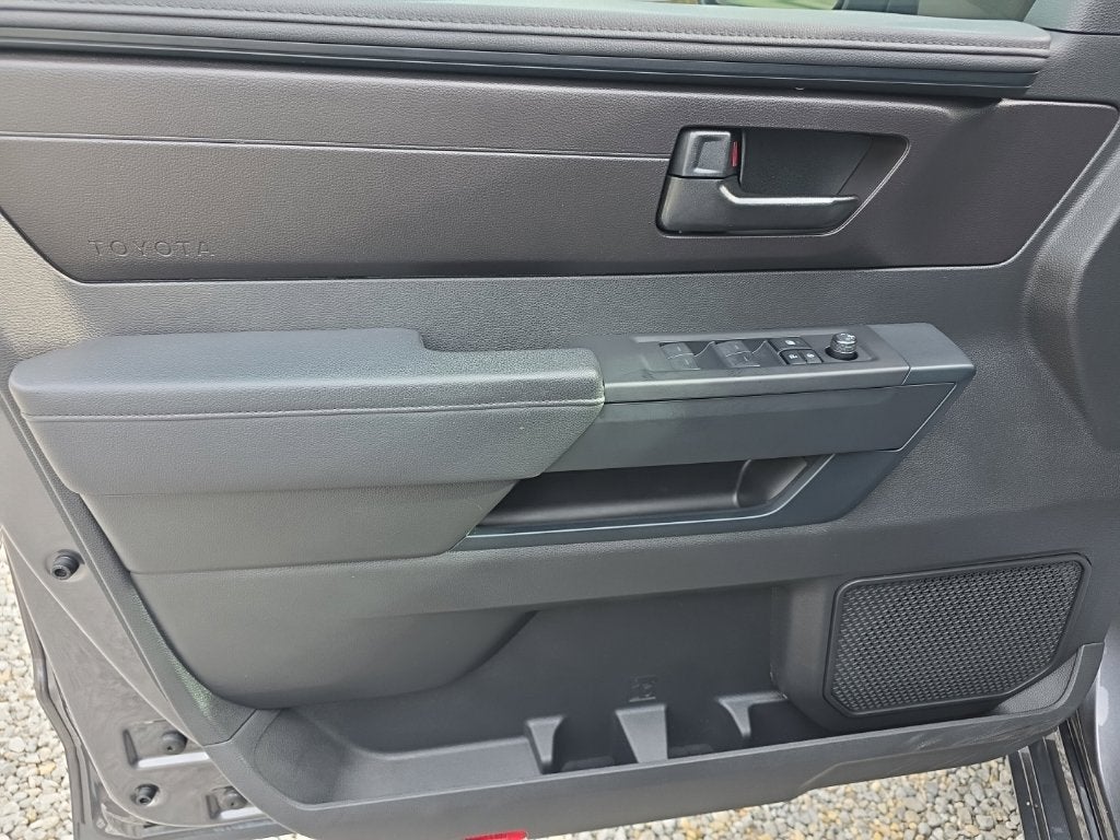 2025 Toyota Tundra SR