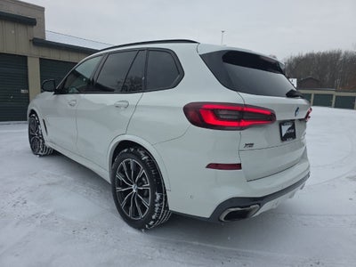 2023 BMW X5 M50i