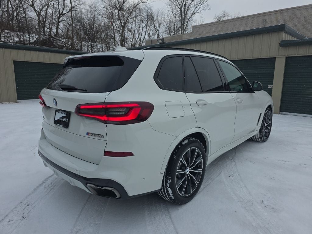 2023 BMW X5 M50i