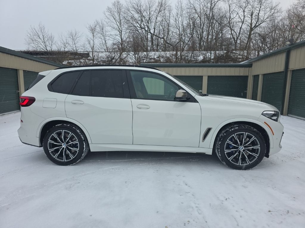 2023 BMW X5 M50i