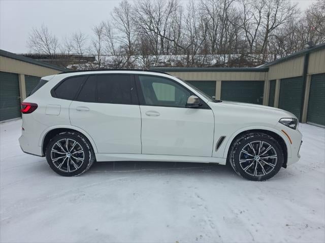 2023 BMW X5 M50i