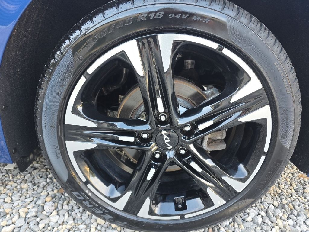 2024 Kia K5 GT-Line