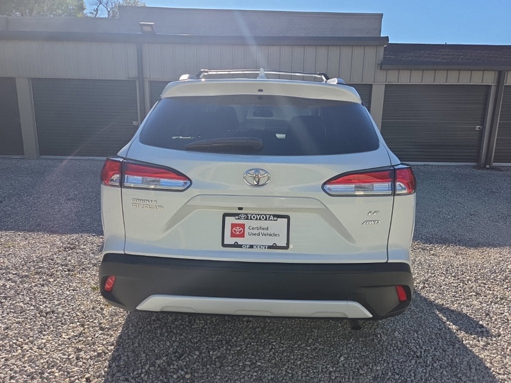 2024 Toyota Corolla Cross LE