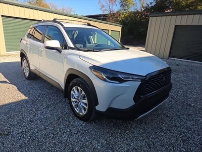 2024 Toyota Corolla Cross LE