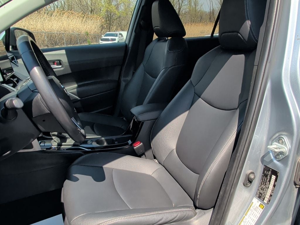 2024 Toyota Corolla Cross XLE