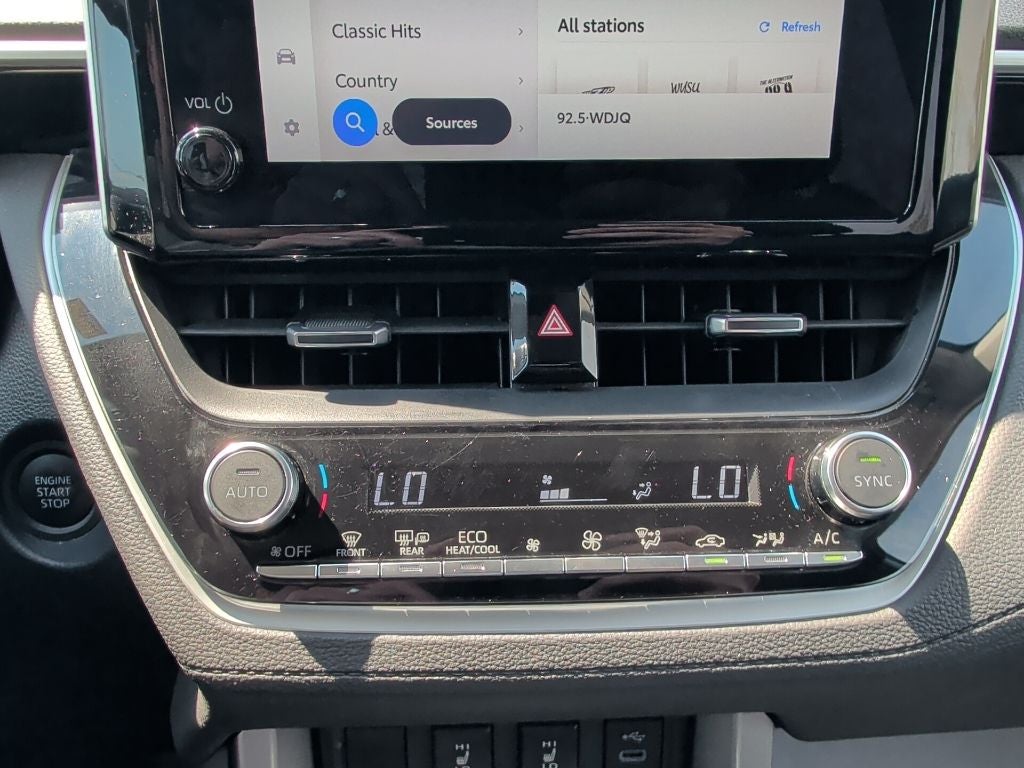 2024 Toyota Corolla Cross XLE