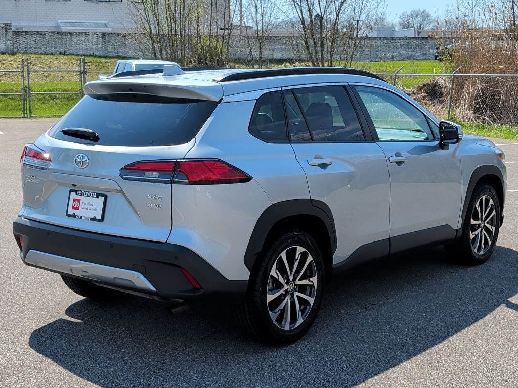 2024 Toyota Corolla Cross XLE