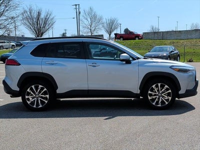 2024 Toyota Corolla Cross XLE