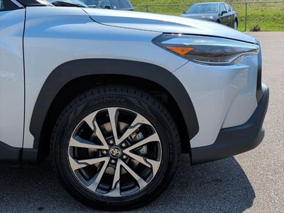 2024 Toyota Corolla Cross XLE