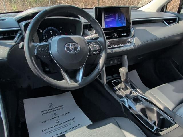 2024 Toyota Corolla Cross XLE
