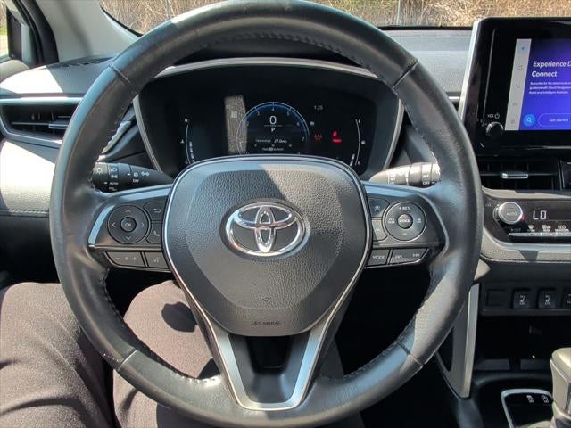 2024 Toyota Corolla Cross XLE