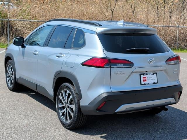 2024 Toyota Corolla Cross XLE