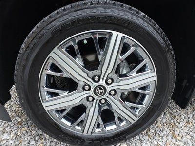 2024 Toyota Sequoia Capstone