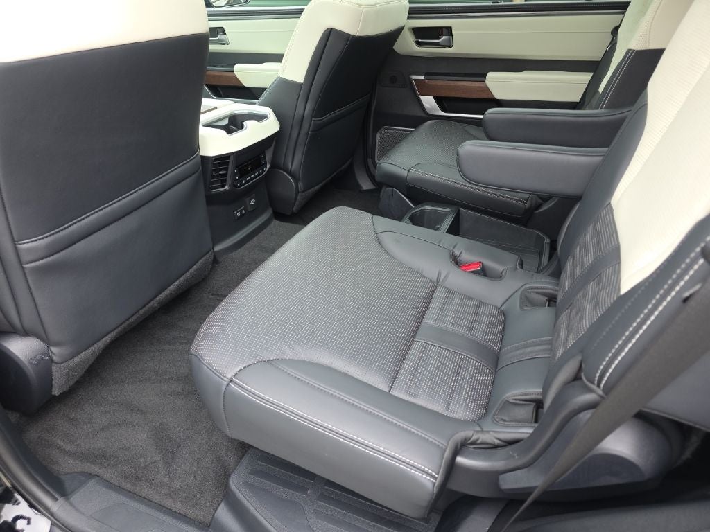 2024 Toyota Sequoia Capstone